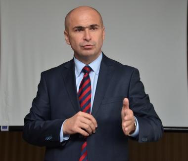 Primarul Ilie Bolojan a fost ales preşedinte executiv al Asociaţiei Municipiilor din România